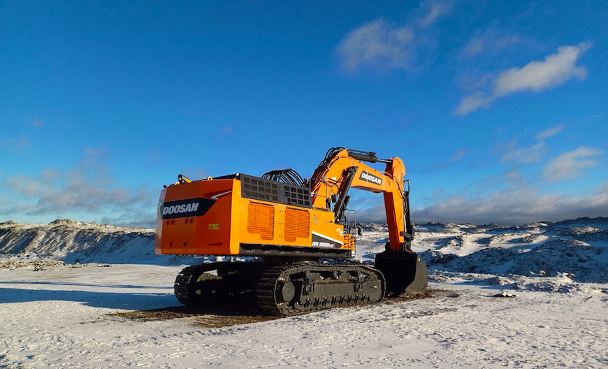 Europe’s First Doosan DX1000LC-7 100 t Excavator Starts Work